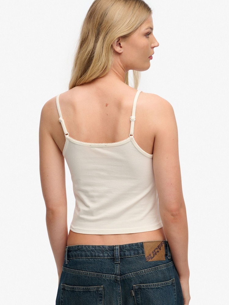 לבן - Superdry Athletic Essential Graphic Cami - תמונה 2 מתוך 6 לבן - Superdry Athletic Essential Graphic Cami - תמונה 2 מתוך 6