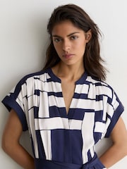 Reiss Navy/Ivory Samira Scarf-Print Belted Midi Dress - Image 4 of 8