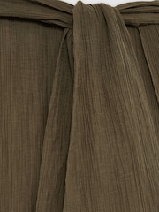 Reiss Khaki Green Gemma Cotton-Blend Plissé Resort Trousers - Image 6 of 6