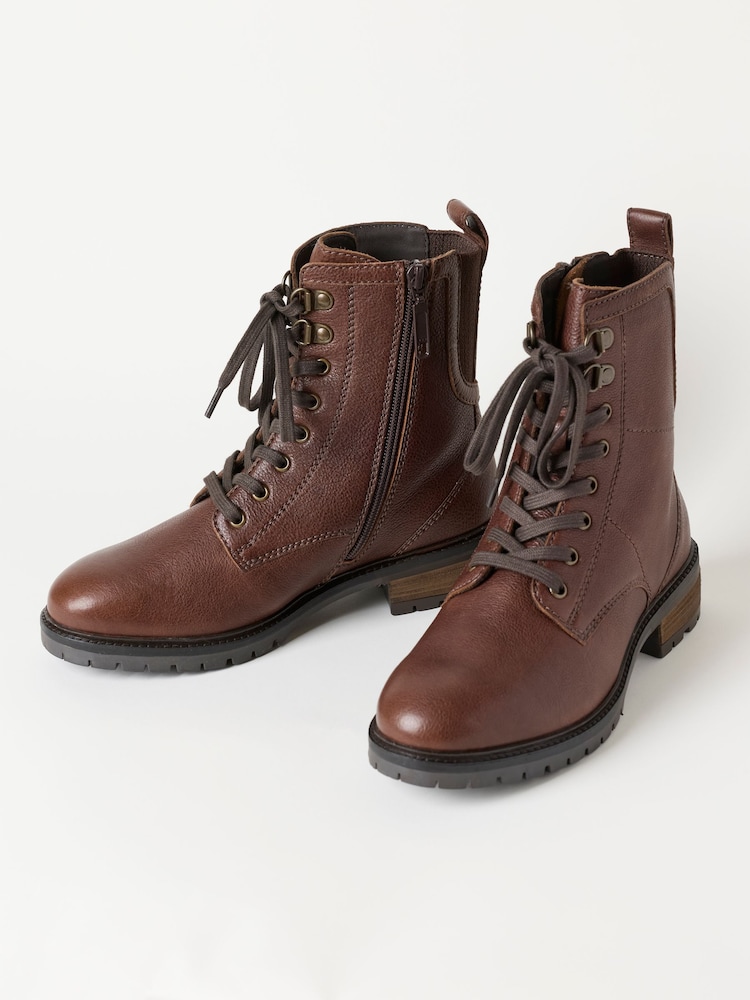 FatFace Marlow Chocolate Brown Wide Fit Leather Wide Fit Ankle Boots - Image 2 of 3 FatFace Marlow Chocolate Brown Wide Fit Leather Wide Fit Ankle Boots - Image 2 of 3