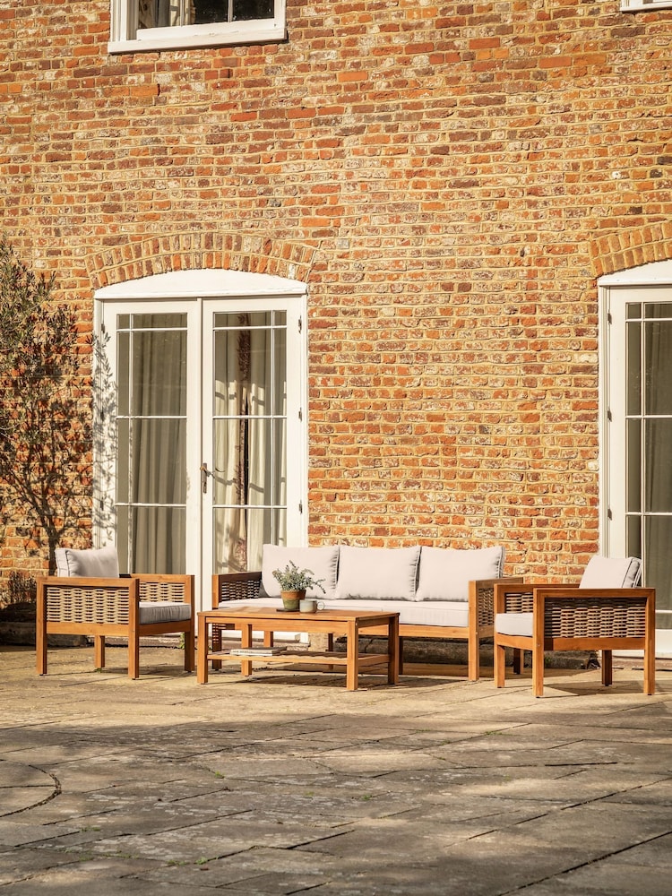 Gallery Home Natural Berlin Garden Lounge Set - Image 1 of 9