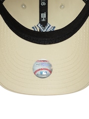 Gorra New Era Child League Essential 9Twenty de los Yankees de Nueva York - Imagen 5 de 5