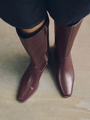Burgundsko rdeča - Usnjeni škornji do kolen Forever Comfort® Chisel Toe Western Style - Slika 6 iz 11