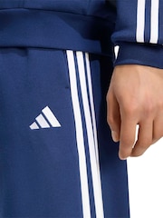 Blå - adidas Essentials 3-Striber fleecetilspidsede joggingbukser med manchetter - Billede 4 af 6
