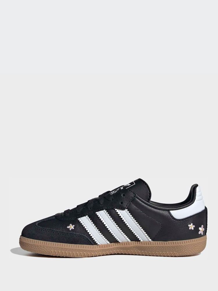 adidas Originals Black Samba Older Boys Trainers - Image 2 of 8 adidas Originals Black Samba Older Boys Trainers - Image 2 of 8