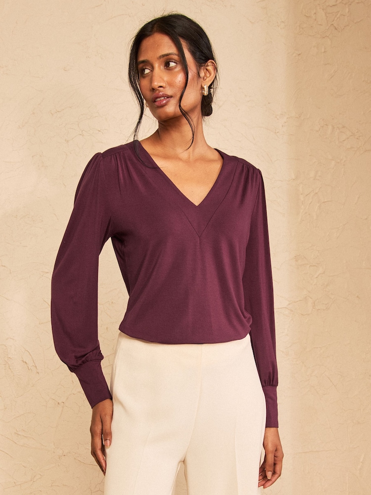 Love & Roses Burgundy Red V-Neck Jersey Top - Image 2 of 4 Love & Roses Burgundy Red V-Neck Jersey Top - Image 2 of 4
