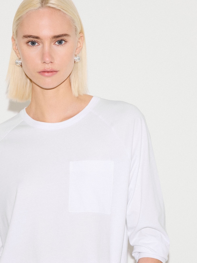 Weiß - Jigsaw Langarm-T-Shirt mit aufgesetzter Brusttasche - Bild 2 von 5