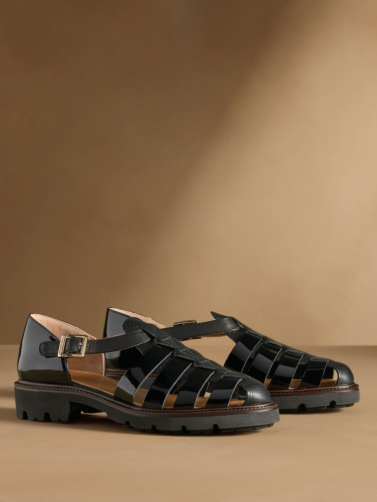 Russell & Bromley Black Sorrento Chunky Fisherman Sandals - Image 2 of 7 Russell & Bromley Black Sorrento Chunky Fisherman Sandals - Image 2 of 7