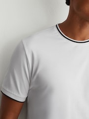 Reiss White Ainsley Air-Water Cotton Tipped Tailored-Fit T-Shirt - Image 4 of 6