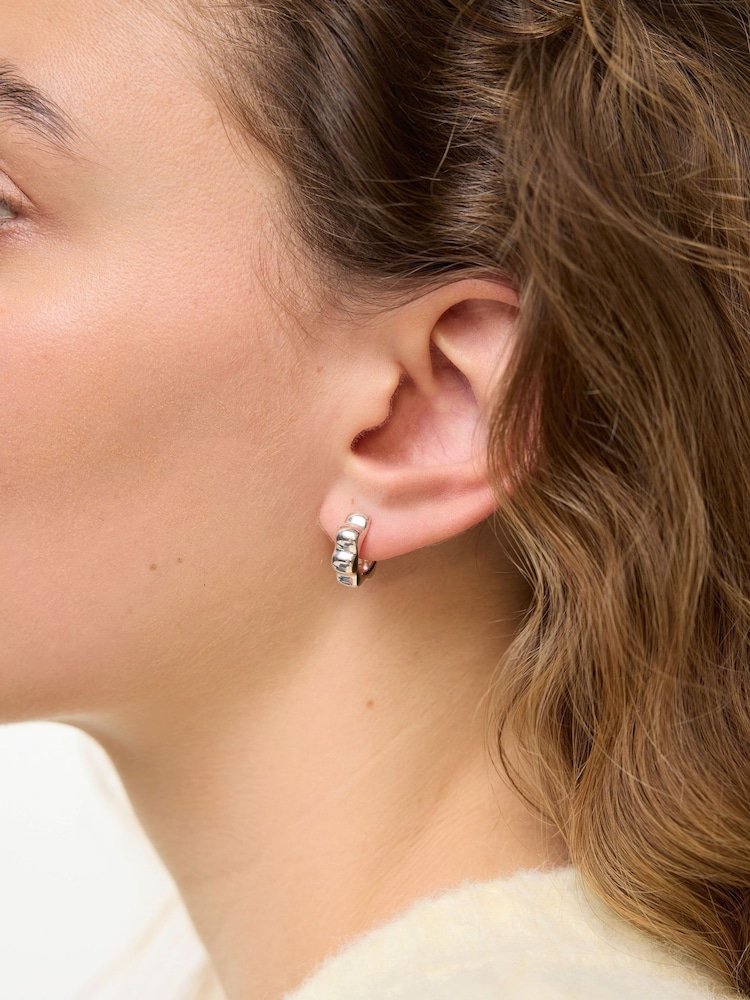 Oliver Bonas Sterling Silver Senna Scalloped Flower Clicker Hoop Earrings - Image 5 of 5