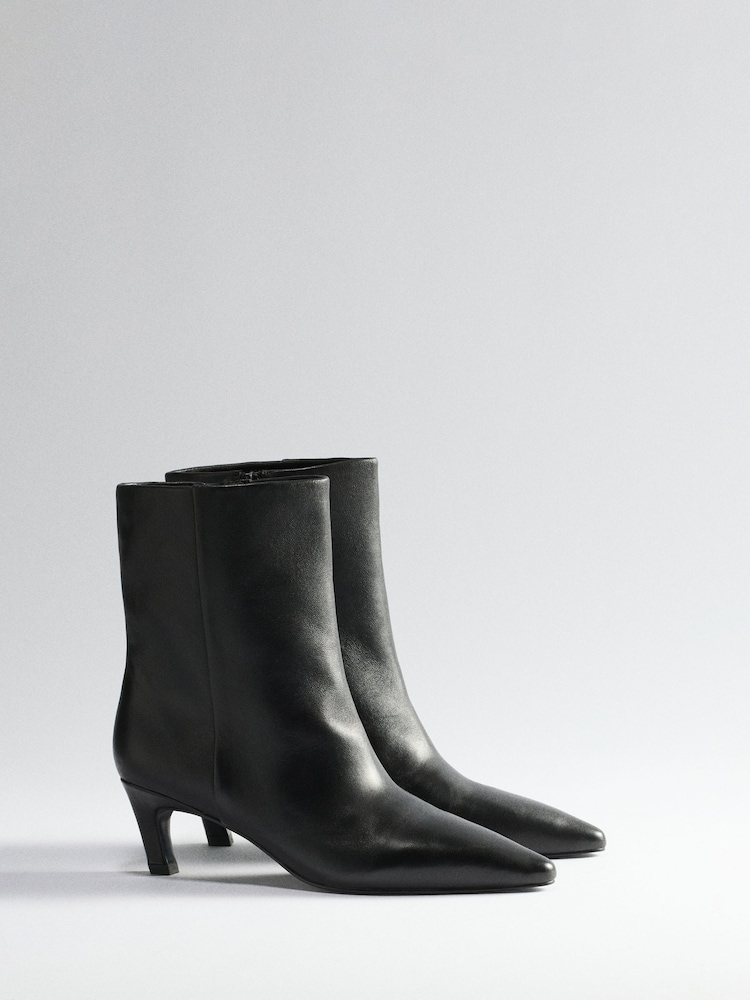 Schwarzes Leder - The Set Premium Chisel Ankle Boots - Bild 1 von 3