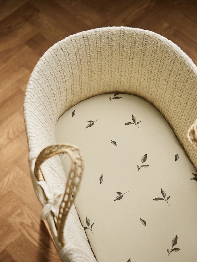 The Little Green Sheep 2 Pack Leaves Moses Basket Sheets - Image 1 of 4