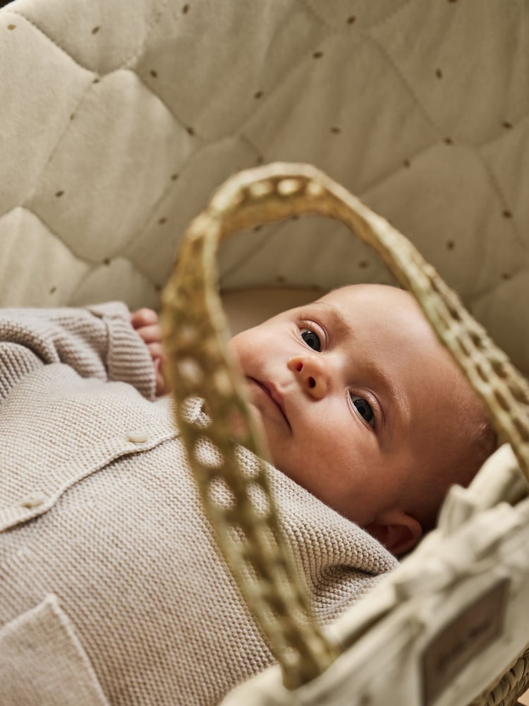 The Little Green Sheep Linen Rice Print Quilted Moses Basket & Mattress - Image 2 of 7 The Little Green Sheep Linen Rice Print Quilted Moses Basket & Mattress - Image 2 of 7