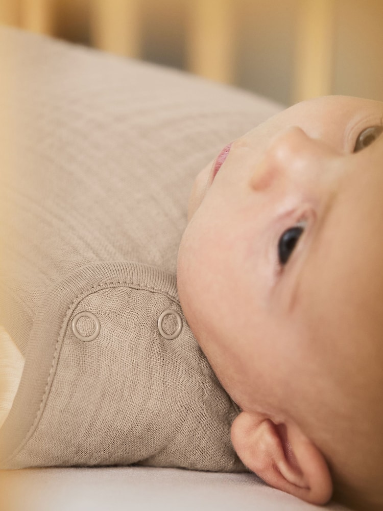 The Little Green Sheep Truffle Muslin 1.0 Tog Baby Sleeping 0-6 Months Bag - Image 2 of 5 The Little Green Sheep Truffle Muslin 1.0 Tog Baby Sleeping 0-6 Months Bag - Image 2 of 5