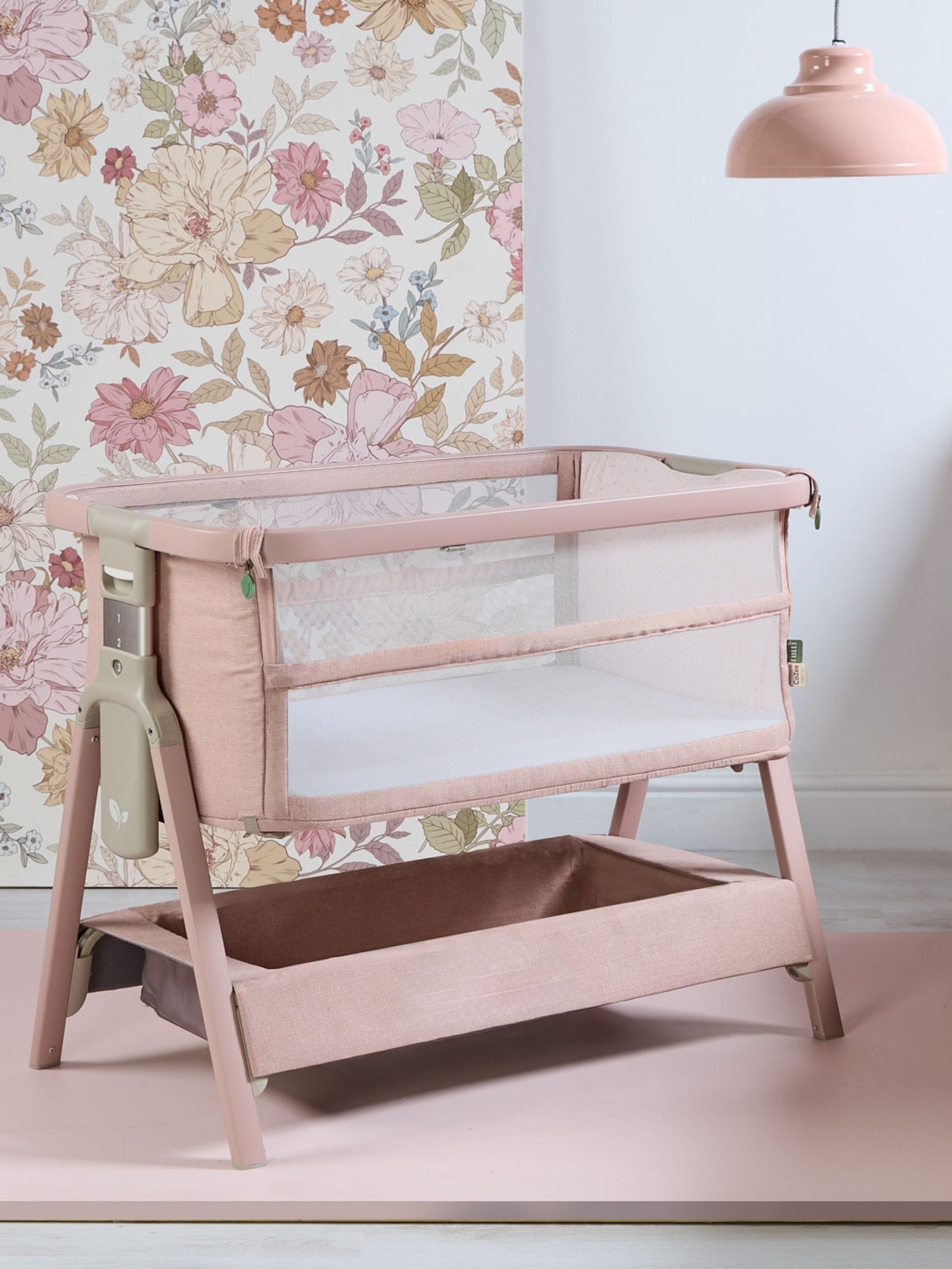 Tutti Bambini Unisex Newborn Blush Cozee Zen Bedside Crib