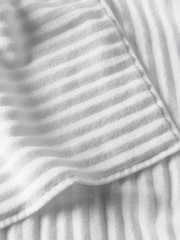 Bedfolk Snow The Ripple Towel - Image 5 of 5