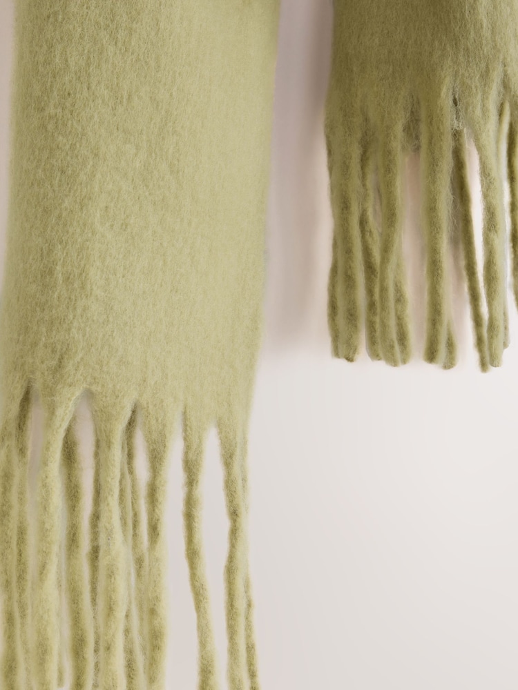 Green Heavyweight Blanket Scarf - Image 7 of 7