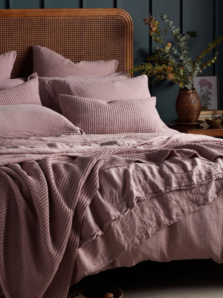 Secret Linen Store Vintage Rose Fitted Sheet - Image 1 of 3