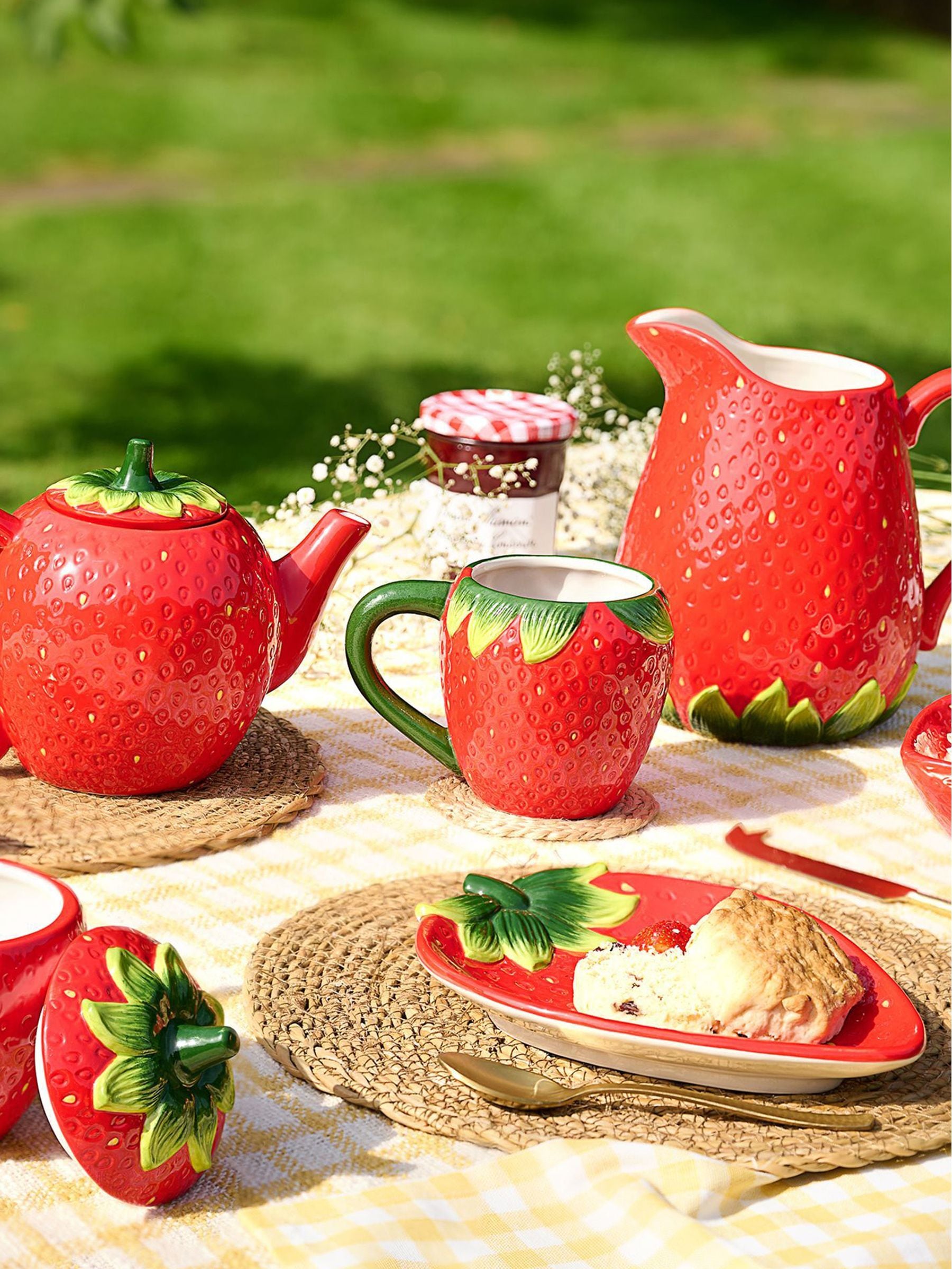 B&Q - The Cottage Garden Sugar BowlStrawberryTc178 - Image 3