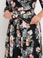 Yours Curve Black Floral V-Neck Wrap Dress - Image 4 of 5