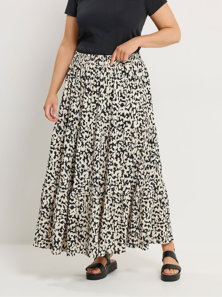 Yours Curve Textured Tiered Skirt - Imaginea 1 din 5 Yours Curve Textured Tiered Skirt - Imaginea 1 din 5