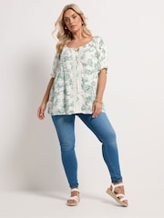 Yours Curve Green Crochet Short Sleeve Boho Top - Image 2 of 4