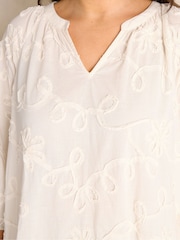Evans Cream Applique Top - Image 5 of 6