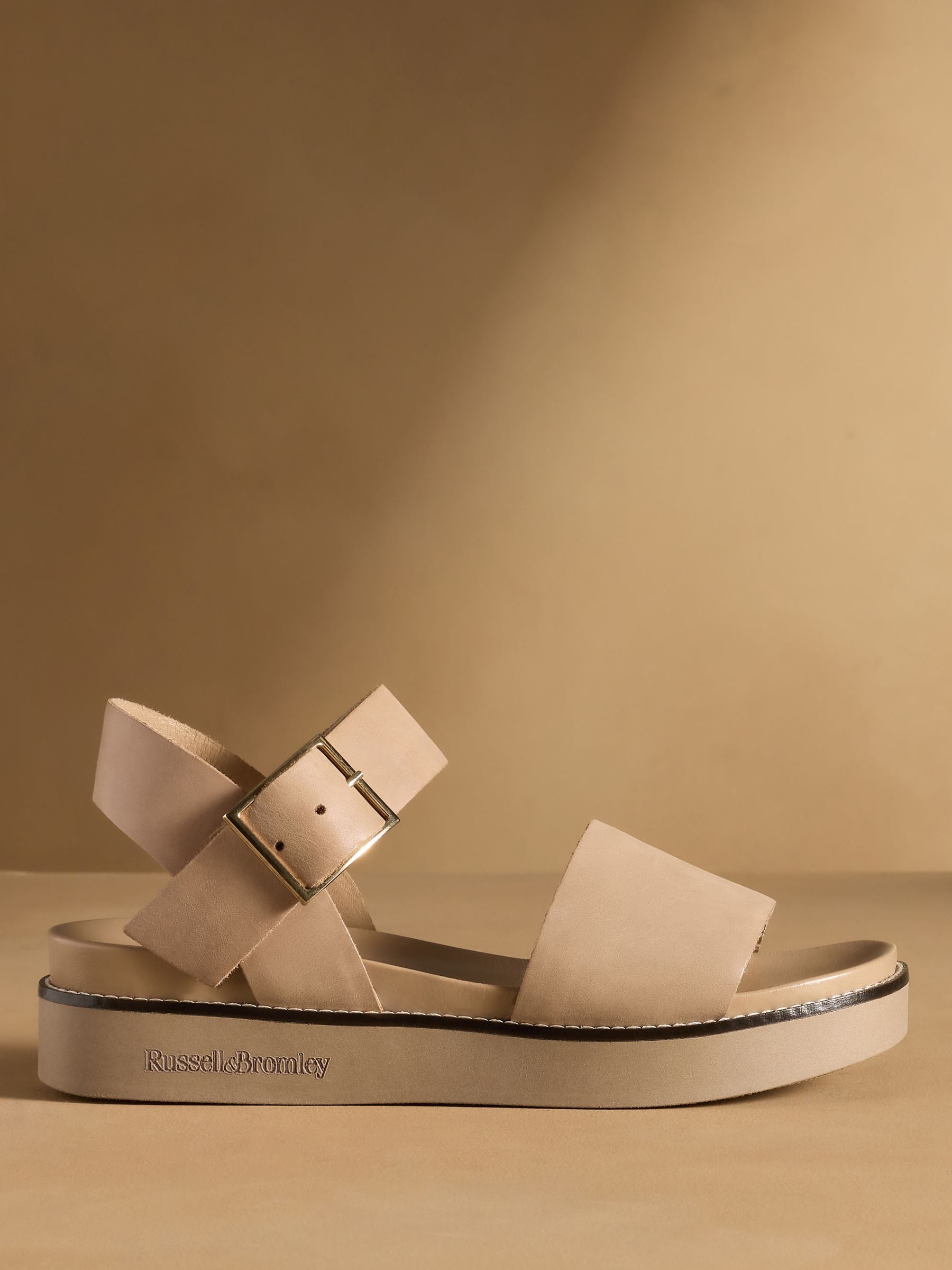 Next：日本 キャメル - Russell & Bromley Boston フラットフォーム