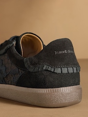 Russell & Bromley Nordic Lace-Up Trainers - 7න් 7 වන රූපය