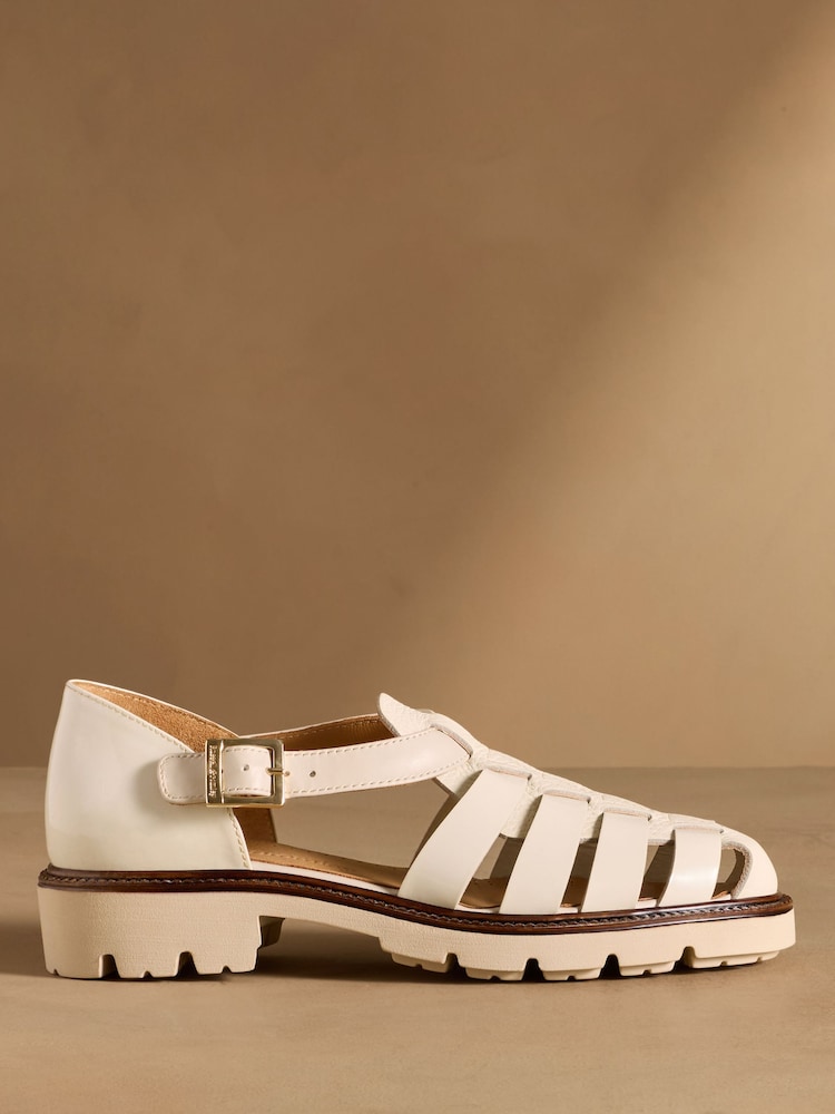 Russell & Bromley White Sorrento Chunky Fisherman Sandals - Image 2 of 7 Russell & Bromley White Sorrento Chunky Fisherman Sandals - Image 2 of 7