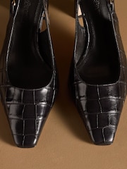 Russell & Bromley Marley Heeled Snaffle Slingbacks - תמונה 7 מתוך 7