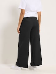 أسود - بنطلون برِجل واسعة للأحجام الصغيرة من M&Co - Image 3 of 5