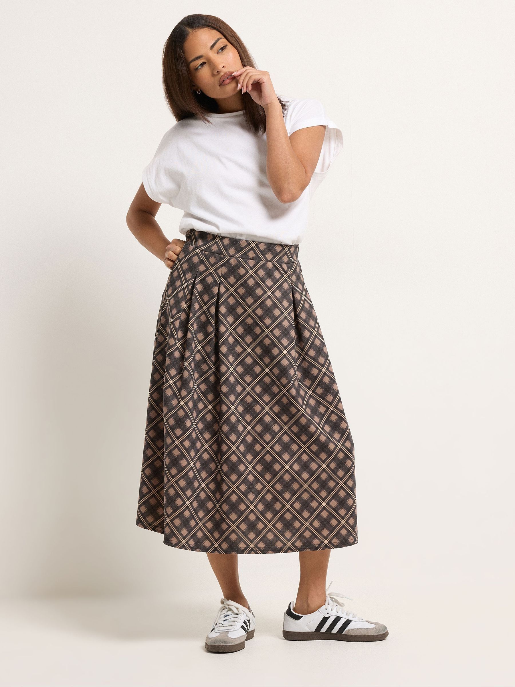 Pixiegirl Petite Women's Brown Large Check Midi Skirt - Image 1