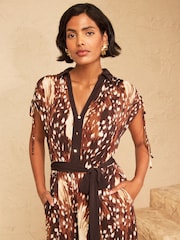 Love & Roses Deer Print Jersey Ruched Shoulder Belted Midi Dress - Image 2 of 4