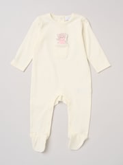 Weiß - Rock-A-Bye Baby Boutique Sleepsuit With Appliqué Bear With Cloud Pocket - Bild 2 von 3