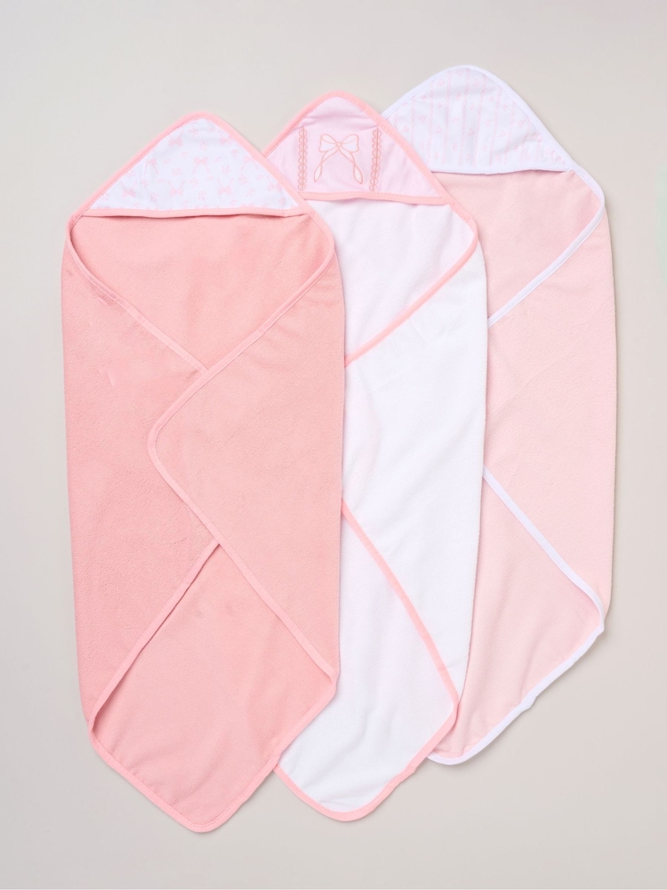 Rock-A-Bye Baby Boutique Hooded Towels And Wash Cloth Set 3 Pack - Image 2 of 3