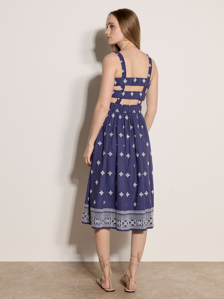 Apricot Purple Geometric Diamond Embroidered Midi Dress - Image 2 of 4 Apricot Purple Geometric Diamond Embroidered Midi Dress - Image 2 of 4