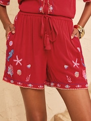 Red Seahorse - Love & Roses Embroidered Beach Shorts - Obraz 1 z 4