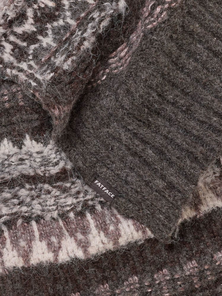 Bufanda cepillada Fair Isle de FatFace - Imagen 2 de 3