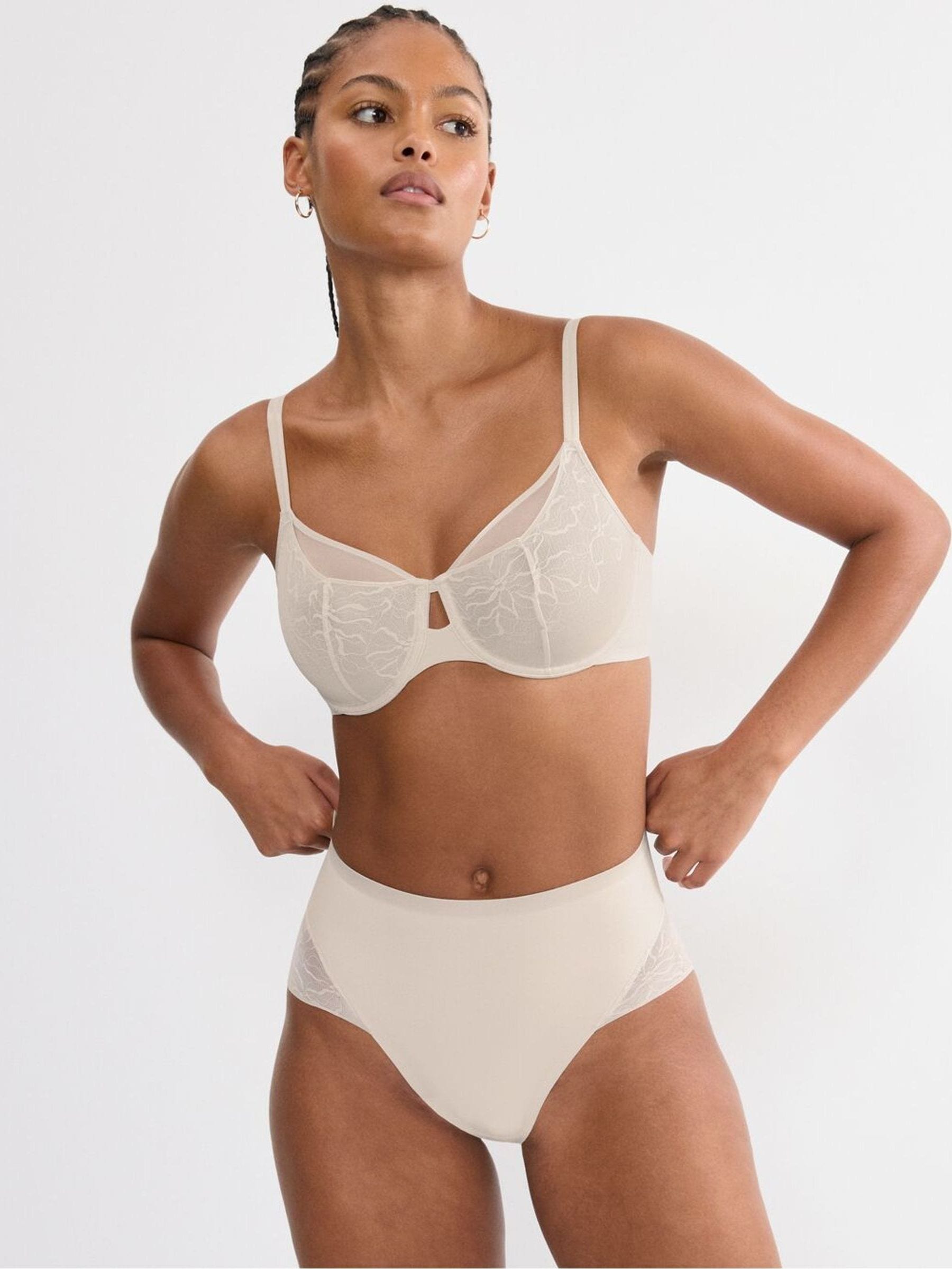 Triumph Nude Comfort Contour Underwired Minimiser Bra - Image 3