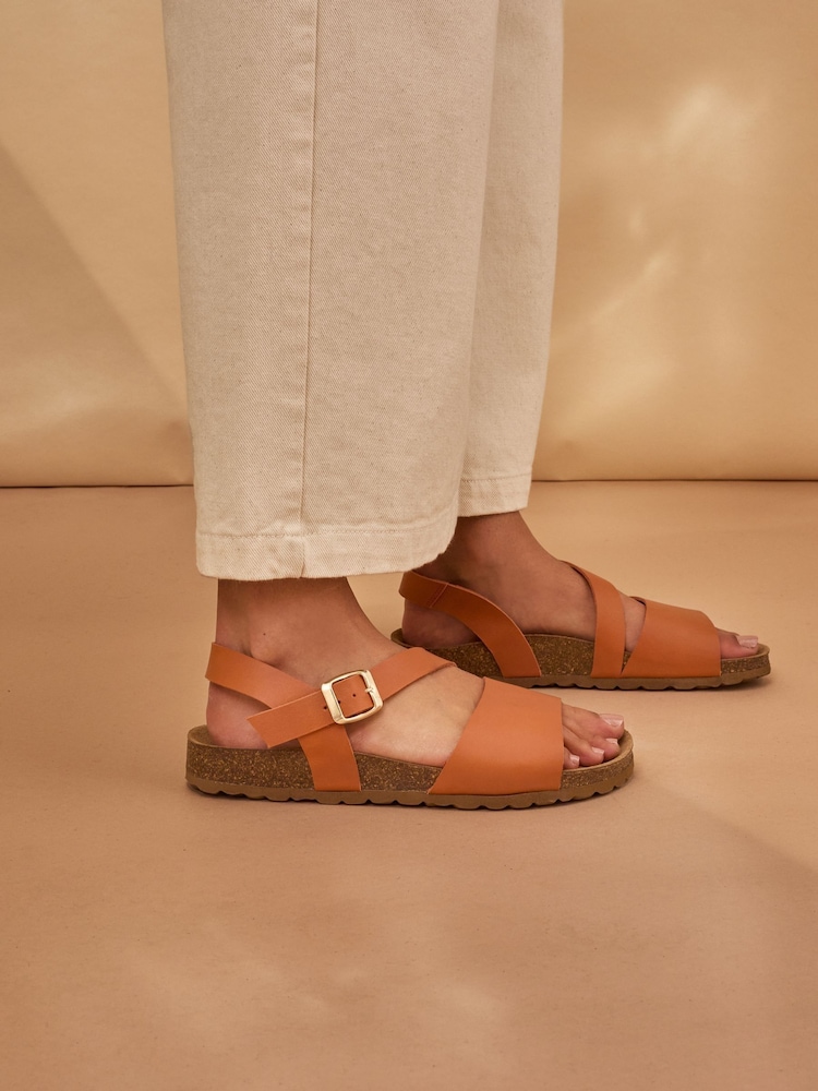 Celtic & Co. Aysmetric Strap Sandals - Bild 1 von 9 Celtic & Co. Aysmetric Strap Sandals - Bild 1 von 9