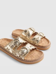 River Island Sandalen mit zwei Riemen und Muschelkante - Bild 4 von 5