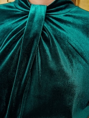 Love & Roses Green Velvet Twist Front Midi Dress - Image 5 of 5