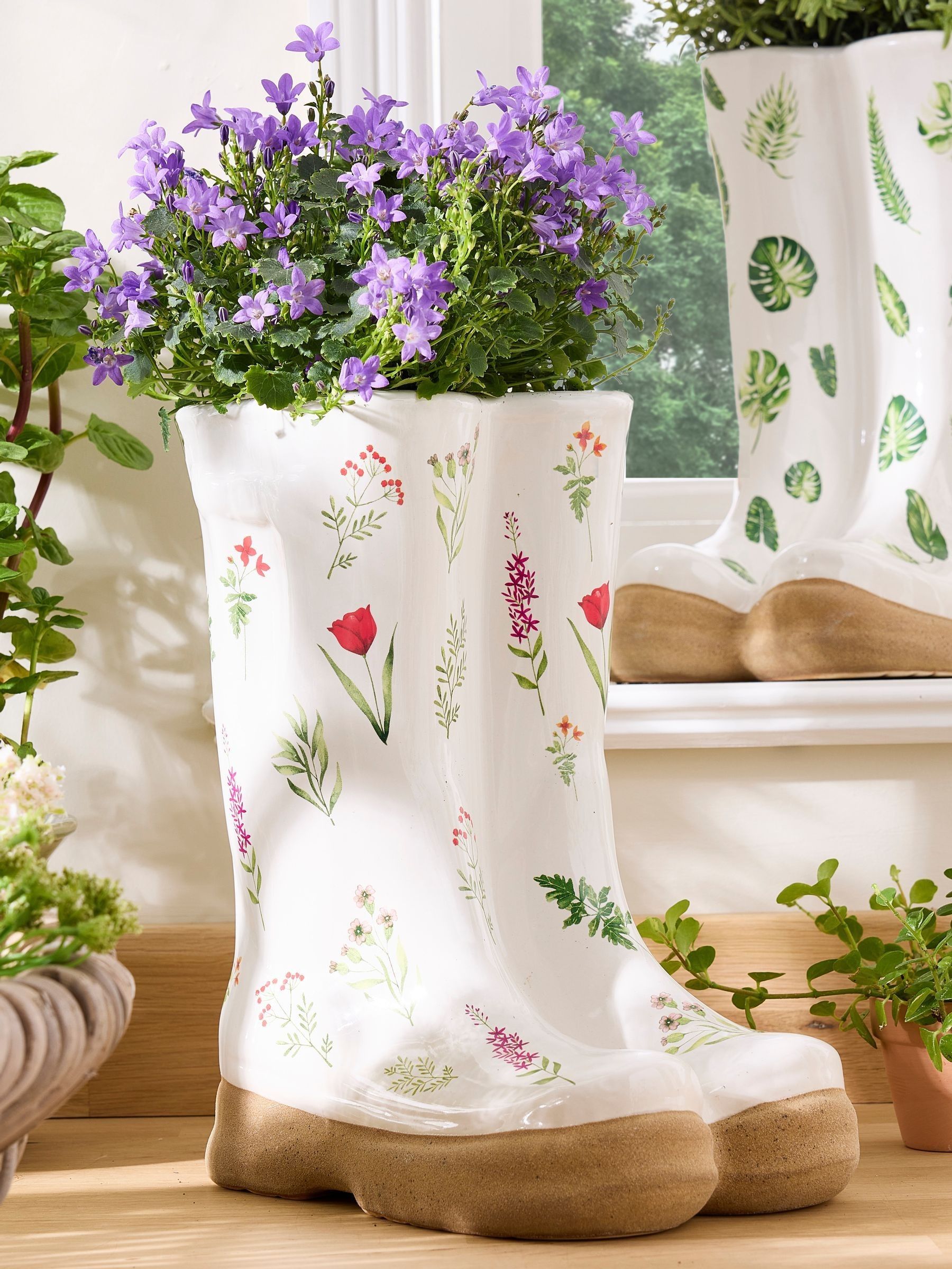 Dibor Unisex White Welly Boot Planter