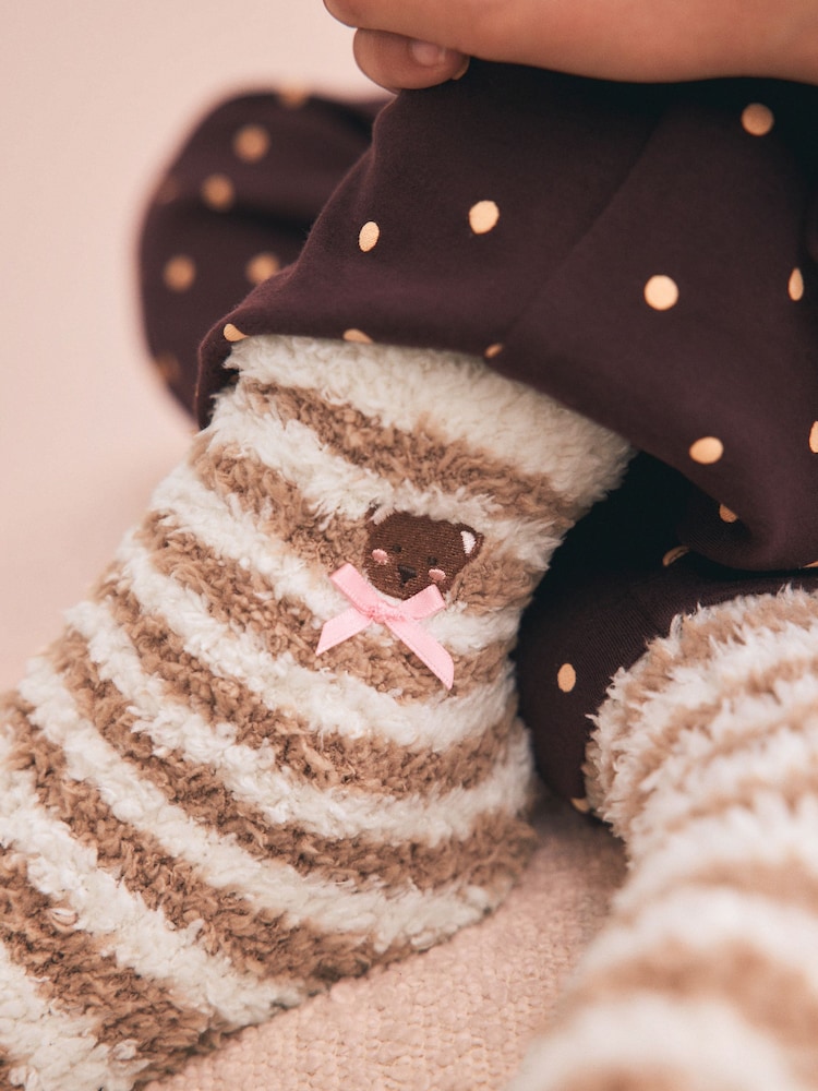 Neutral Bear Bed Socks 1 Pack - Image 2 of 5