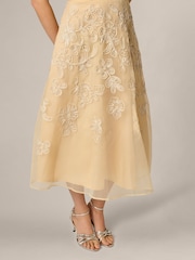 Adrianna Papell Embroidered Organza Dress - صورة 6 من 6