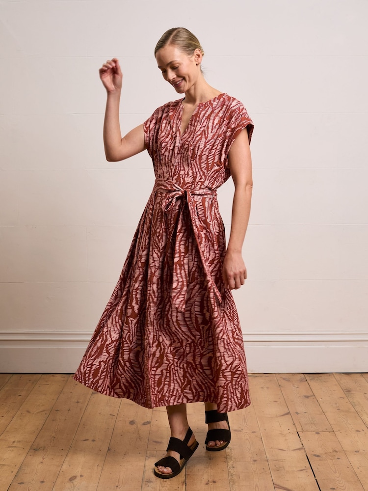 Celtic & Co. Women's Tie Waist Relaxed V-Neck Midi Dress - Brown