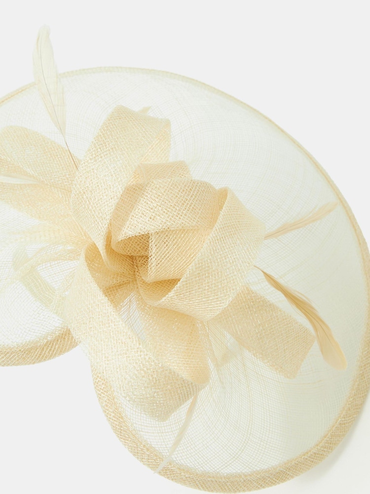 Accessorize Bow Feather Disc Fascinator - Bilde 2 av 3