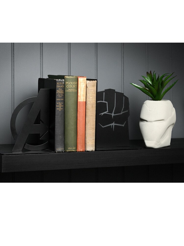 Marvel Black Hulk Metal Bookends - Image 2 of 4