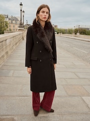 Double Breasted Masculine Tailored Wool Coat with Removable Fur - Bild 1 von 5